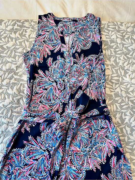 Lilly Pulitzer Dresses & Skirts - Lilly Pulitzer Abstract Print Mini Dress with belt